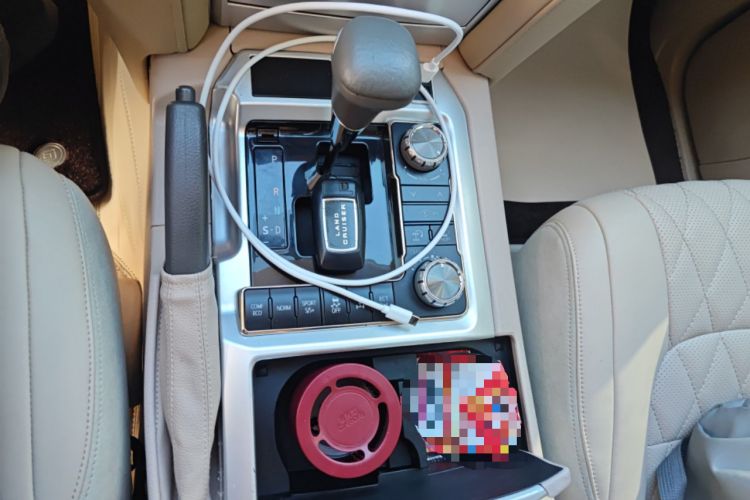 Used Toyota Land Cruiser 
