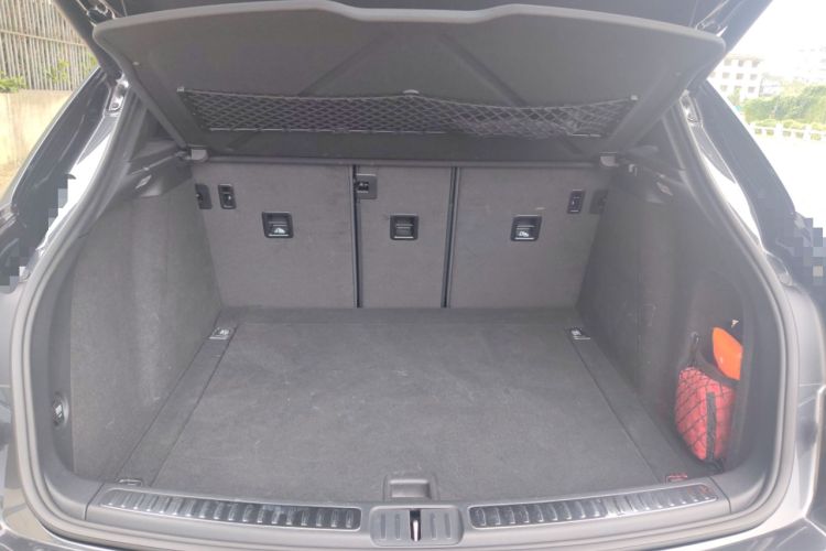 Used Porsche Macan 2018 Macan 2.0T Trunk