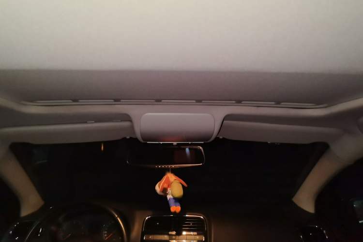 Used Volkswagen Polo 2013 1.4L Automatic Luxury Edition Headliner