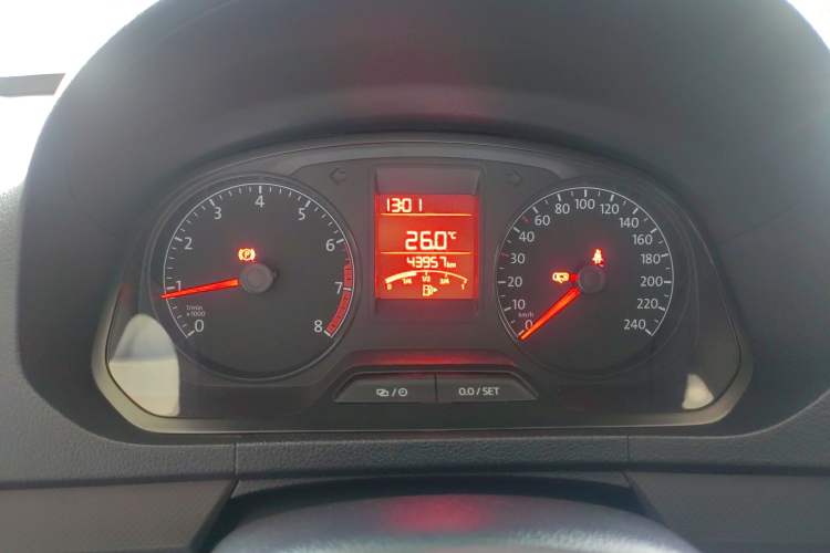 Used Volkswagen Jetta 2015 Value Edition 1.6L Manual Fashionable Style Instrument Cluster