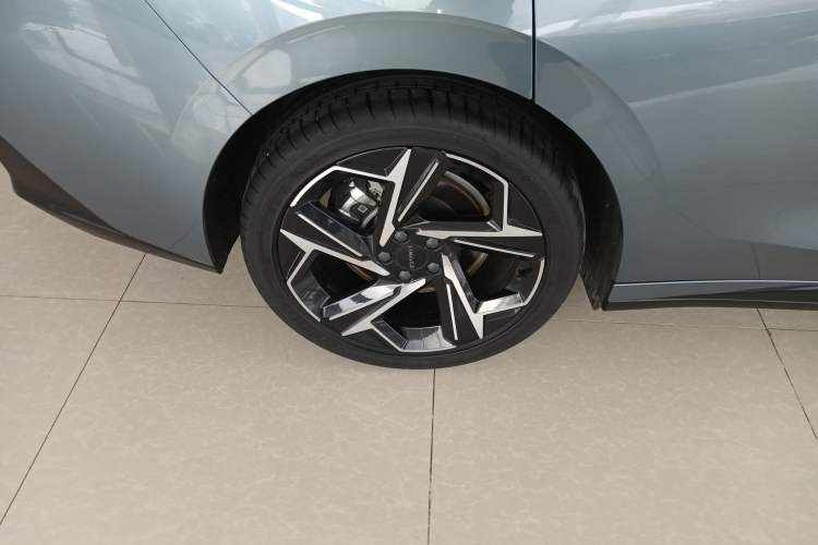 Used Lynk & Co 07 2024 EM-P 126 Long-Range Ultra
