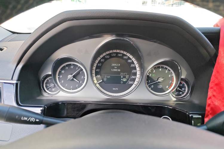 Used Mercedes-Benz E-Class 2011 E 300 L Fashion Prestige Model Instrument Cluster