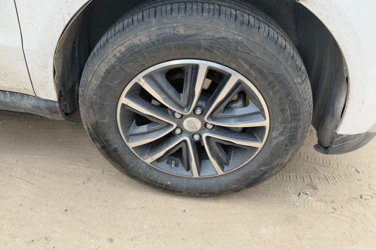 Used Geely Auto Vision X6 2018 1.4T CVT 4G Connected Luxury Version Right Front Wheel Hub
