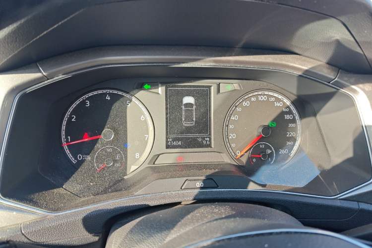 Used Volkswagen T-ROC 2018 230TSI DSG Two-Wheel Drive Advanced Version China V Standard
