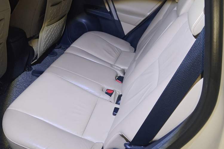 Used Toyota RAV4 2013 2.5L Automatic 4x4 Elite Edition Left Rear Seat