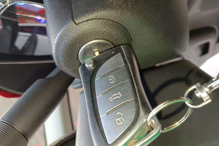 Used Chevrolet Trax 2016 1.4T Automatic Two-Wheel Drive Comfort Version with Sunroof