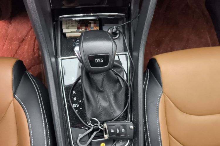 Used Skoda Kodiaq GT 2019 TSI330 Two-Wheel-Drive Luxury Edition China VI Standard Gear Lever