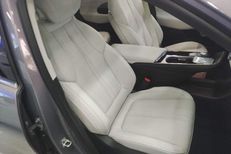 Used Buick E5 2023 Avia Four-Wheel Drive Version