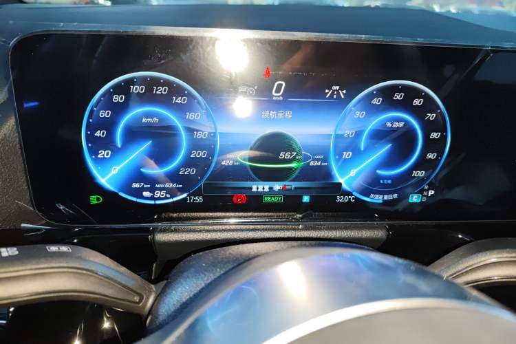 Used Mercedes-Benz EQA 2025 EQA 260
