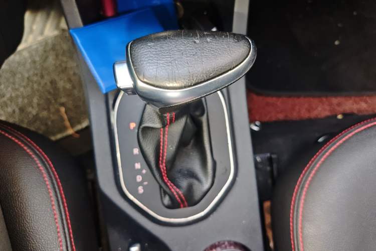 Used FAW Senya R7 2017 1.6L Automatic Prestige Model
