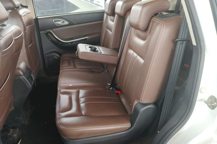 Used Bisu T5 2017 1.5T Manual Comfort Model Left Rear Seat
