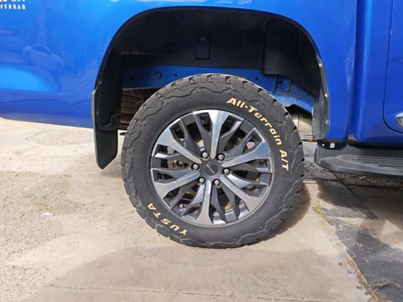 Used SAIC MAXUS T90 2021 2.0T Single-Turbo Automatic Two-Wheel Drive High-Ride Elite Version with Standard Box — 25