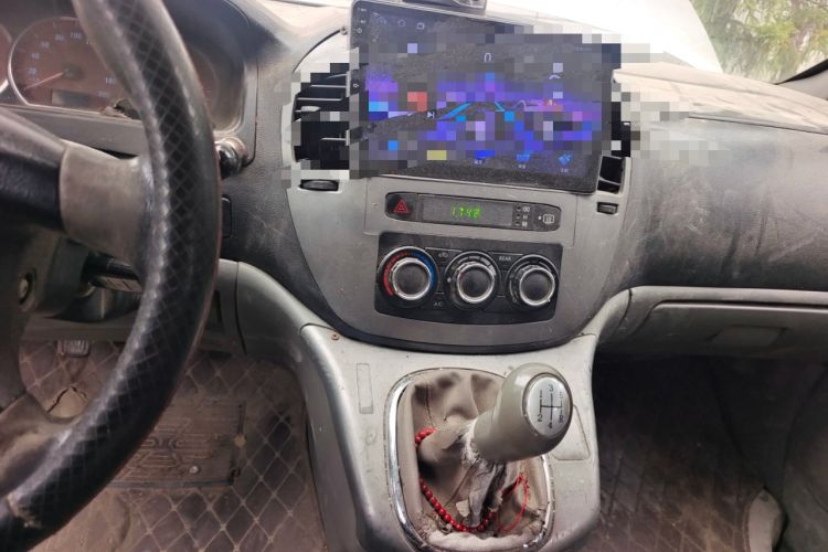 Used FORTHING Lingzhi 2014 M5 Q3 2.0L 7-seat Short-Wheelbase Luxury Model Audio And AC Panel