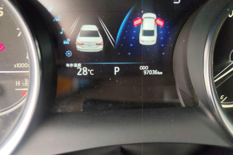 Used Toyota Camry 2021 2.0G Luxury Edition
