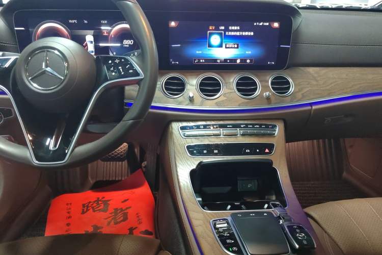 Used Mercedes-Benz E-Class 2022 Second Facelift E 260 L