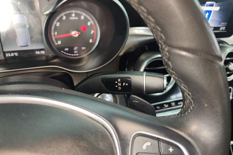 Used Mercedes-Benz GLC 2018 Facelift GLC 200 4MATIC Gear Lever