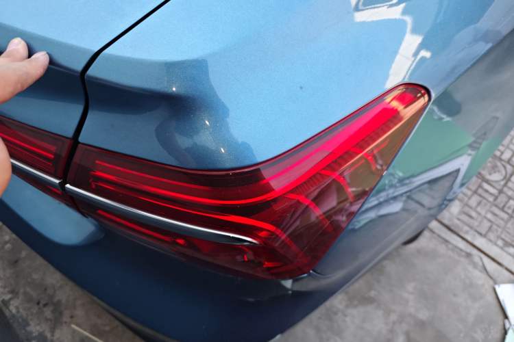 Used Roewe i6 2019 PLUS 20T TST 4G Connected Flagship Superb Edition Right Rear Taillight