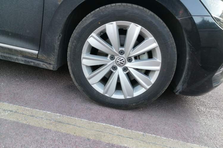 Used Volkswagen Passat 2019 330TSI Elite Edition China VI
