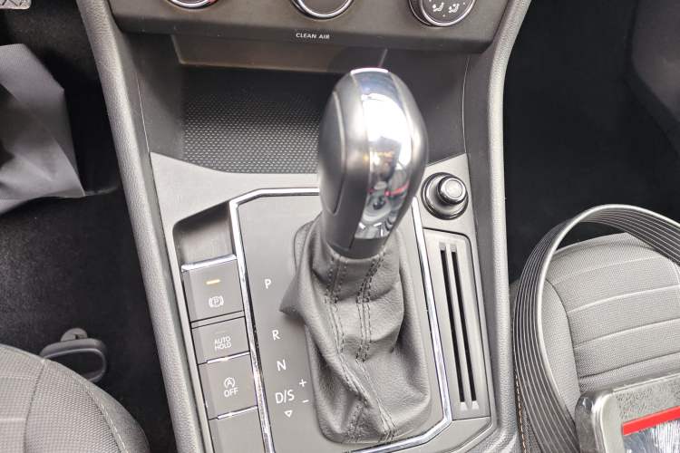 Used Volkswagen Lavida 2021 1.5L Automatic Vision Edition