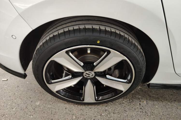 Used Volkswagen Golf 2023 280TSI DSG R-Line Lite