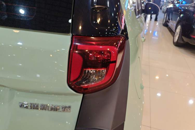 Used Chery New Energy Little Ant 2022 Sweet Pink Edition Half-Sugar Version Lithium Iron Phosphate 30 kW 301 km