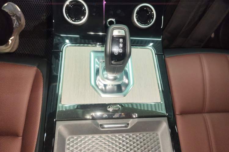 Used Land Rover Range Rover Evoque 2022 Facelifted Aurora L 249 PS R-Dynamic Luxury Edition