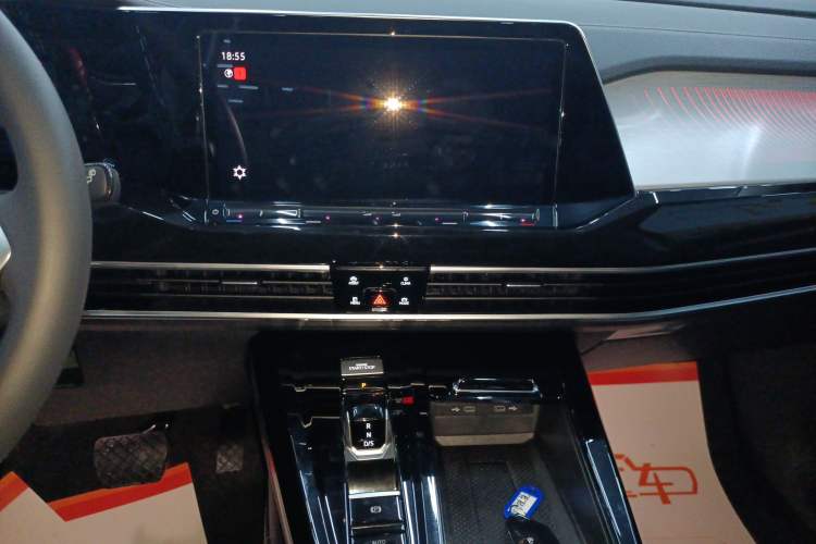 Used Volkswagen Talagon 2024 380TSI All-Wheel Drive Luxury Prestige Pro 6-Seater