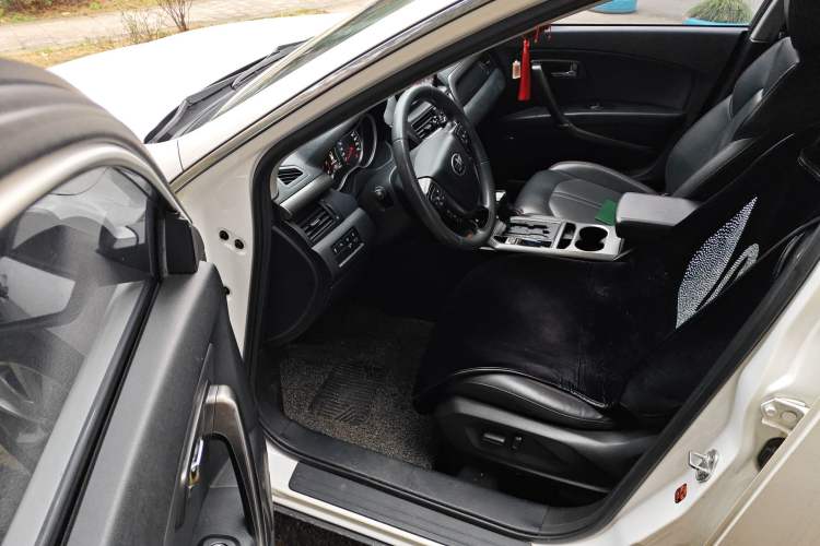 Used Bestune X80 2017 1.8T Automatic Luxury Model
