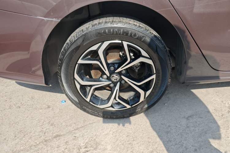 Used MG 5 2021 Revised Version 180 DVVT CVT Youth Luxury Edition