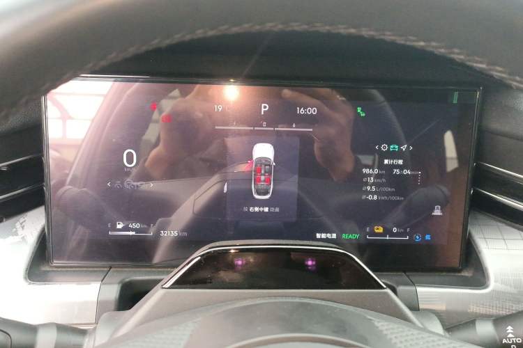 Used Lynk & Co 09 EM-P 2024 2.0TD EM-P Four-Wheel Drive ULTRA Six-Seater