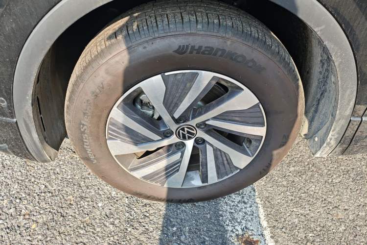 Used Volkswagen Tiguan L New Energy 2023 430 PHEV Plug-in Hybrid Prestige Edition Exterior 4