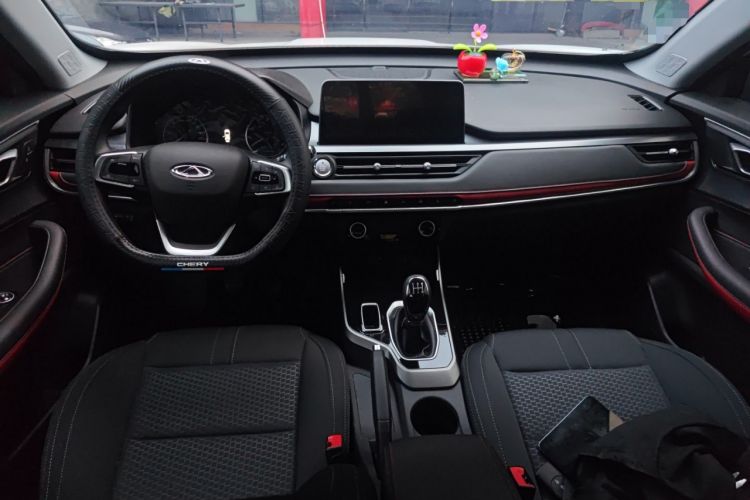 Used Chery Tiggo 5x 2023 1.5L Manual Urban Version Center Console