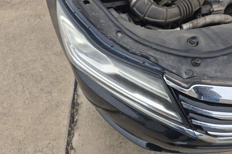 Used Roewe 950 2017 30T Internet Flagship Edition Right Front Headlight