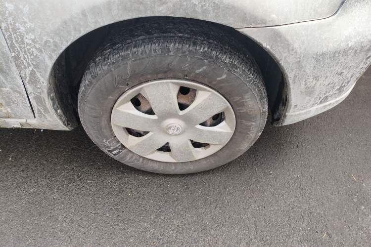 Used Nissan Livina 2010 Jingyue Edition 1.6L Manual All-Around Model