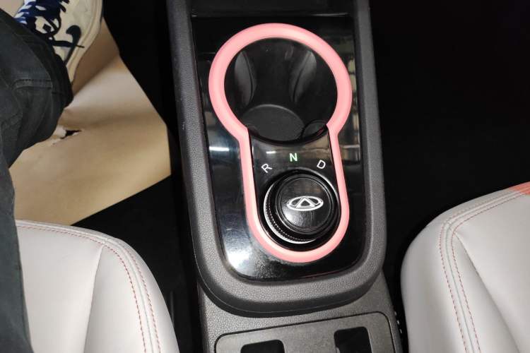 Used Chery Little Ant 2022 300 000 Yuan "Ant Fan" Edition "Extra Sweet" Version Lithium Iron Phosphate 29.2 kWh 30 kW 301 km