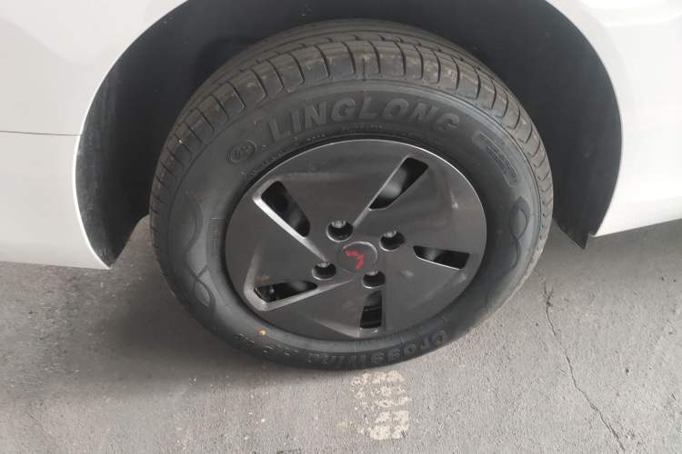 Used Wuling Hongguang New Energy 2025 Extended-Range Hybrid 50KM Comfort Version