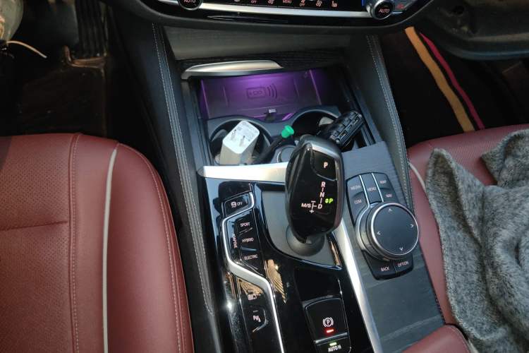 Used BMW 5 Series New Energy 2022 535Le M Sport Package Gear Lever