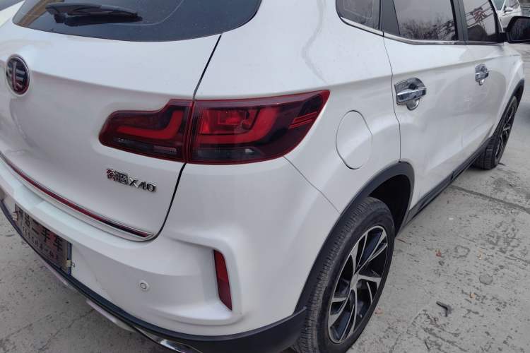 Used Bestune X40 2019 1.6L Manual Luxury Edition China V
