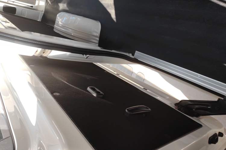 Used Linxys Huangjincang 2025 PULS Cargo Version First-Class Cabin
