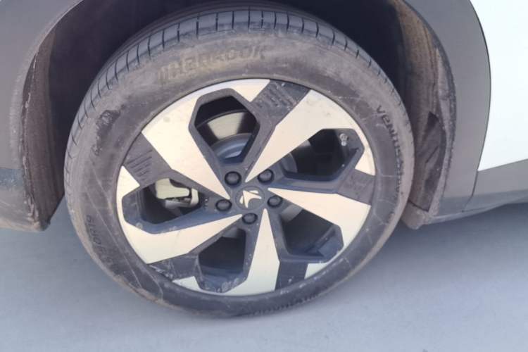 Used ARCFOX Alpha T5 2025 520 PRO
