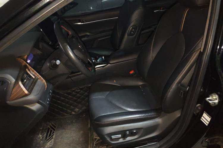 Used Toyota Camry 2021 Dual-Motor 2.5HG Luxury Edition Left Front Seat