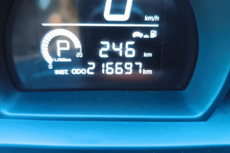 Used SsangYong Rodius 2014 2.0T Diesel Two-Wheel Drive Luxury Navigation Edition