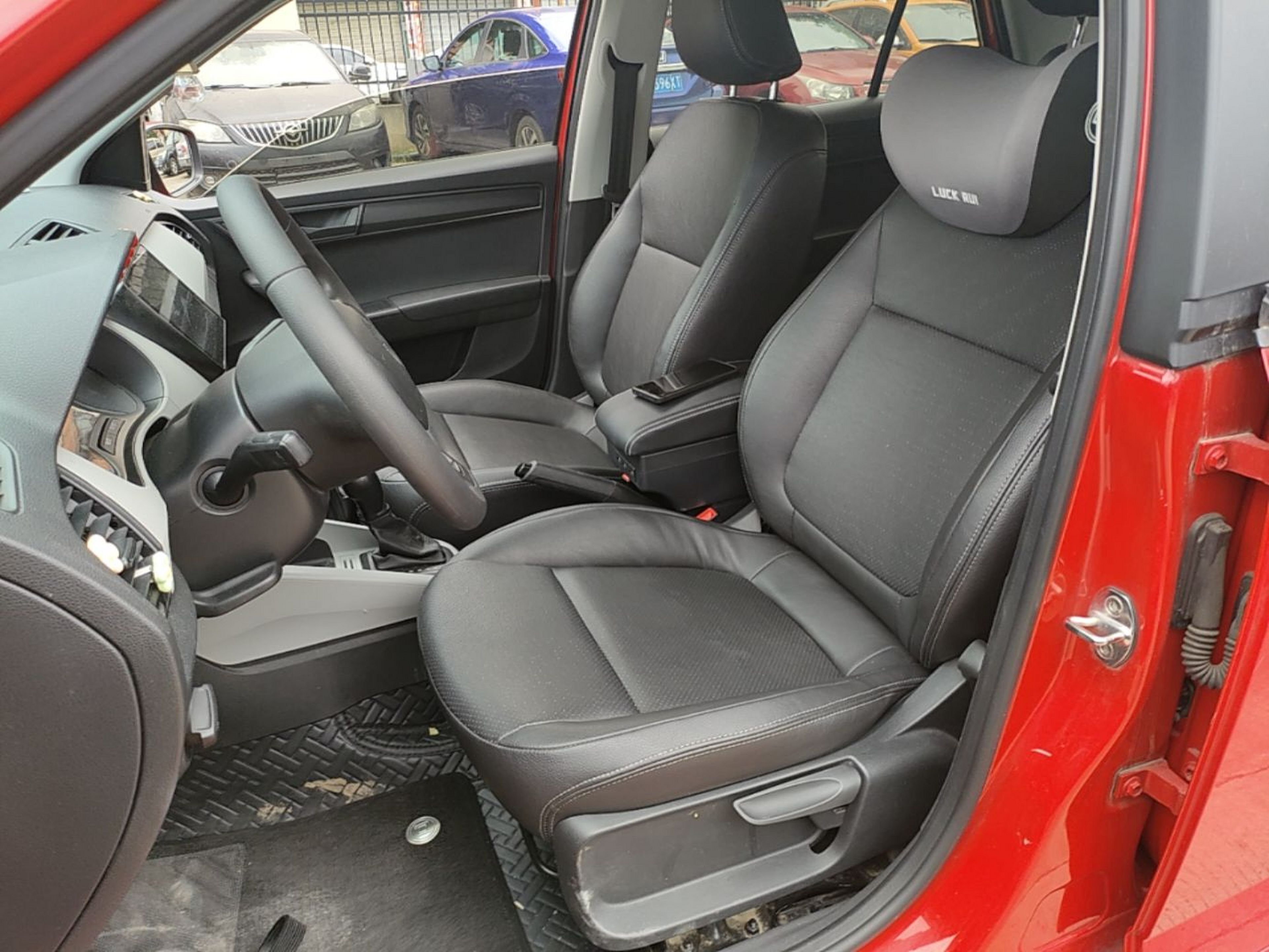 Interior delantero