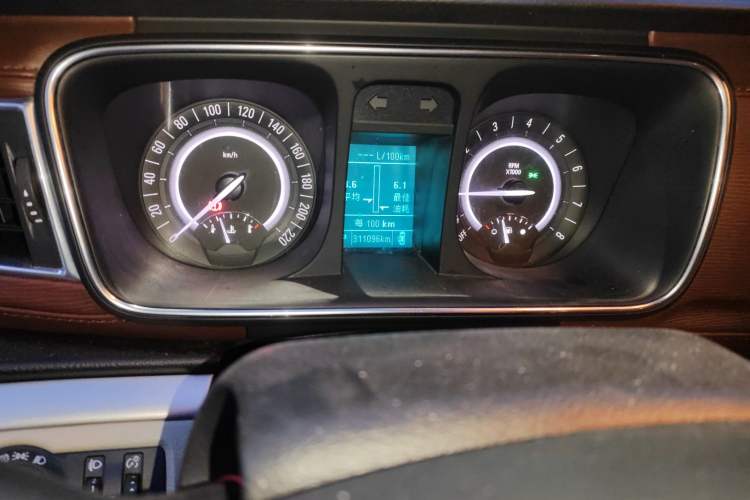 Used Buick GL8 2017 25S Luxury Version China V Standard
