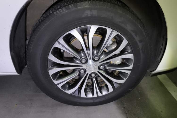 Used Buick GL8 2022 Land Business Class 652T Luxury Model
