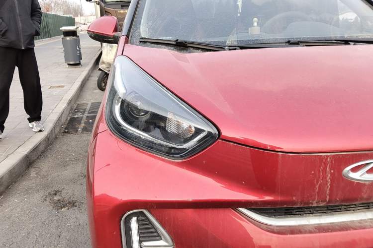 Used Chery Little Ant 2022 Revised Version Sweet Pink Edition Half-Sugar Version Lithium Iron Phosphate 30.7 kWh 30 kW 301 km
