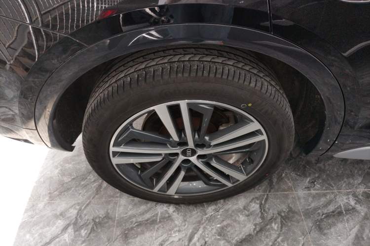 Used Audi Q5L 2022 40T Fashionable and Elegant Model