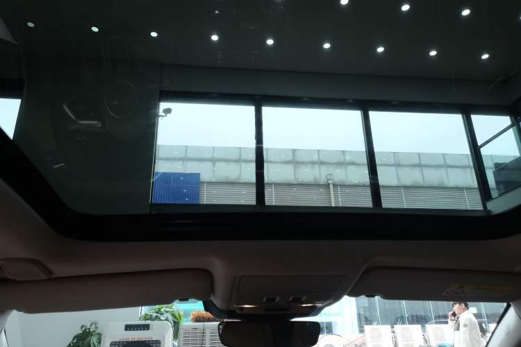 Used Jaguar XFL 2023 XFL 2.0T P250 Two-Wheel-Drive Luxury Deluxe Edition
