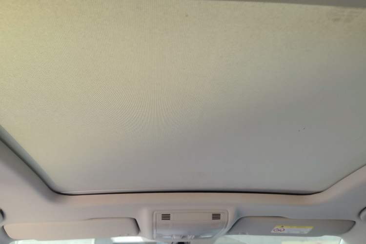 Used Skoda Karoq 2019 TSI280 Smart Drive Deluxe Edition China VI Standard
