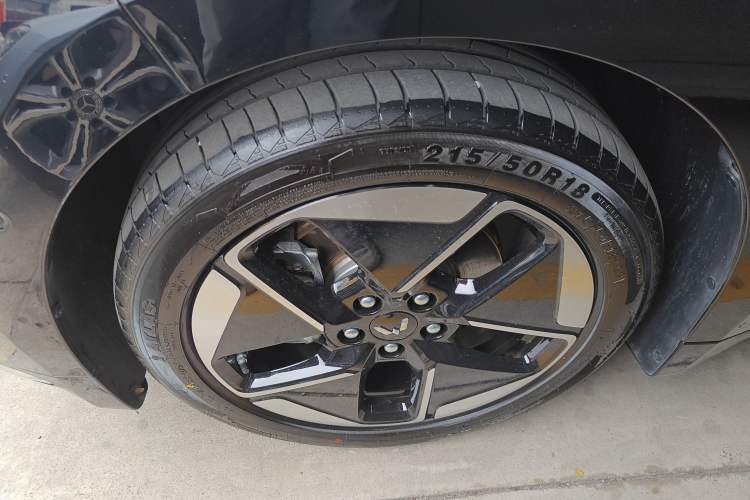 Used Wuling Xingguang 2025 610 km Smart Flagship Version Exterior 4